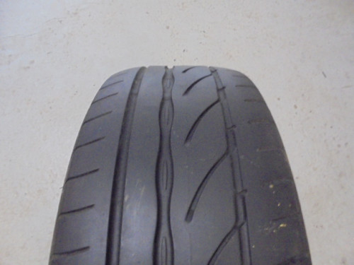 Bridgestone RE002 pneumatiky