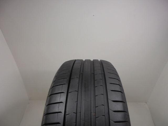 Pirelli Pzero PZ4 pneumatiky