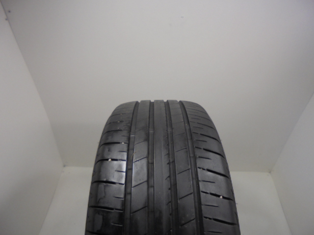 Bridgestone T005A pneumatiky