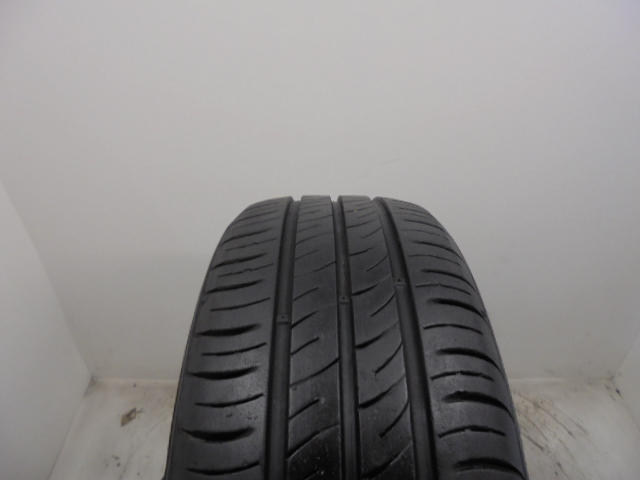 Kumho ES01 pneumatiky