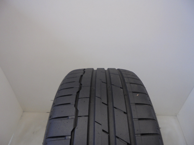 Hankook K127 Ventus S1 Evo 3 pneumatiky