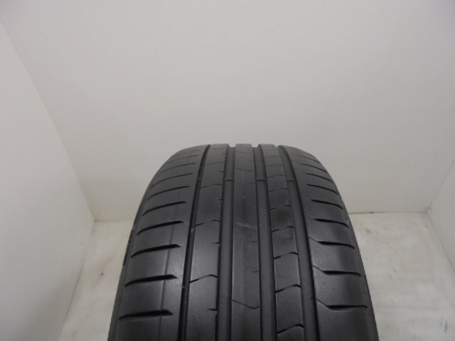 Pirelli Pzero PZ4 pneumatiky