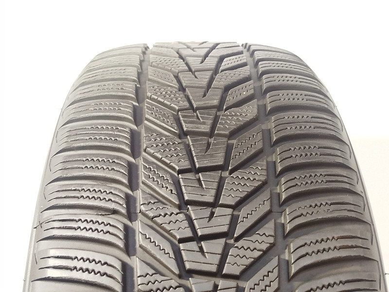 Hankook W330A Winter Icept Evo 3 pneumatiky