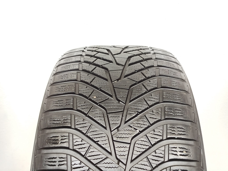 Yokohama V905 pneumatiky